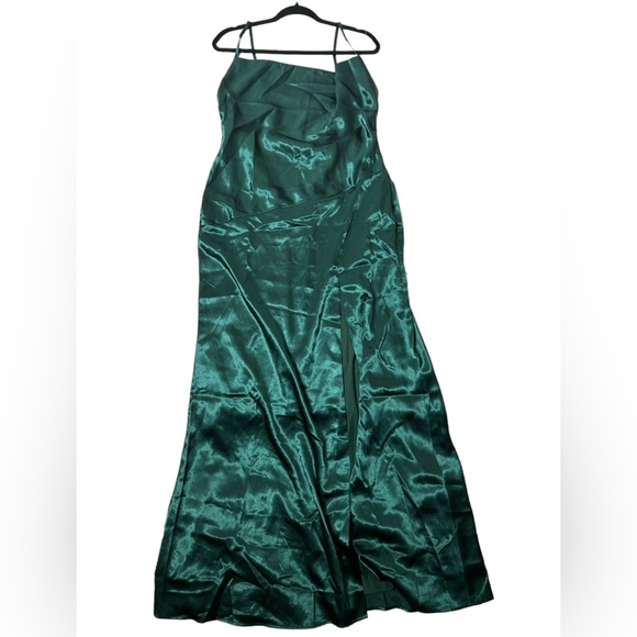 Lulus l NWT Caroline Emerald Green Satin Cowl Neck Maxi Dress - Picture 2 of 7